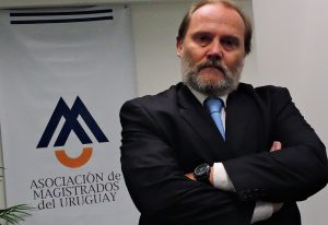 Dr. Alberto Reyes