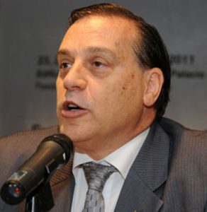 Carlos Varela.
